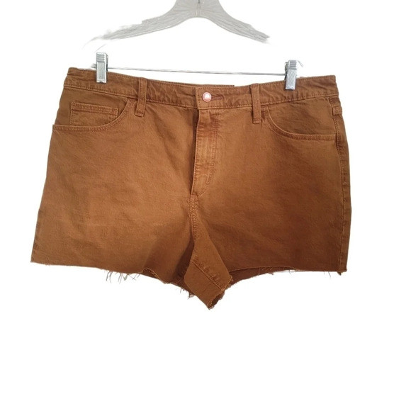 Shorts - Picture 1 of 2